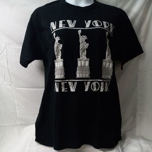 Vintage Black New York Statue Of Liberty Late 1990s Destination Tee Shirt EUC